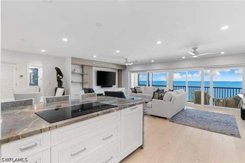 2171 Gulf Shore Blvd N 603, Naples FL - photo 12 of 39