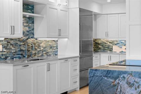 2171 Gulf Shore Blvd N 603, Naples FL - photo 14 of 39