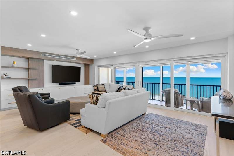 2 bedroom Condominium at 2171 Gulf Shore Blvd N 603, Gulf View Beach Club, Naples — photo 2