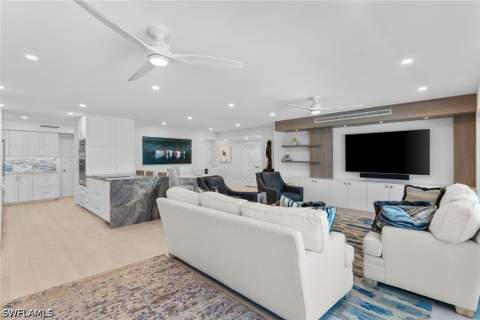 2171 Gulf Shore Blvd N 603, Naples FL - photo 9 of 39