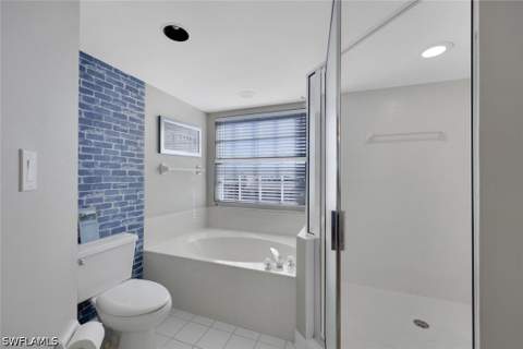 9577 Gulf Shore Dr 701, Naples FL - photo 21 of 31