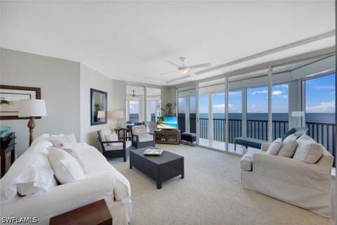 9577 Gulf Shore Dr 701, Naples FL - photo 8 of 31