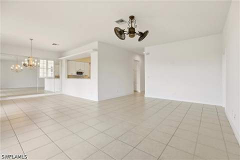 566 Vintage Reserve Ln #21-D, Naples FL - photo 16 of 46