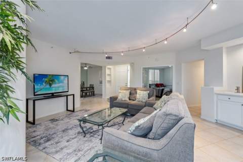 24330 Sandpiper Isle Way 203, Bonita Springs FL - photo 6 of 33