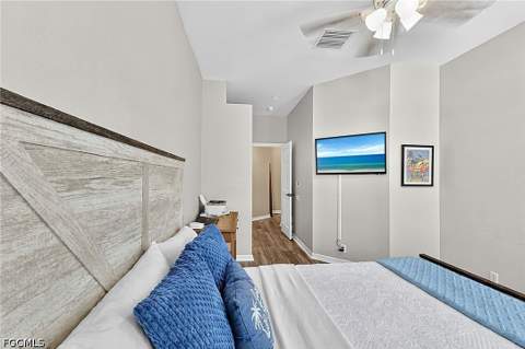 8812 Middlebrook Dr, Fort Myers FL - photo 19 of 47