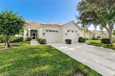 8812 Middlebrook Dr, Fort Myers FL - photo 23 of 47