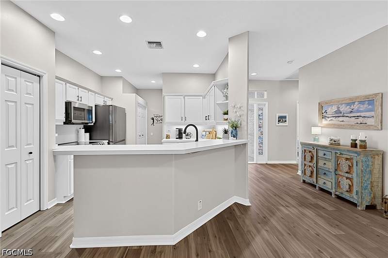 3 bedroom Attached at 8812 Middlebrook Dr, Sommerset Villas, Fort Myers — photo 5