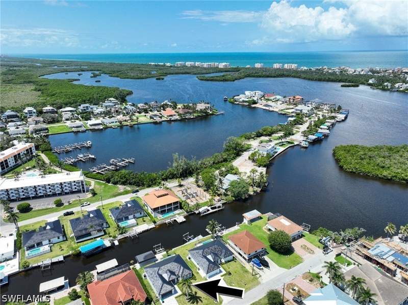 4 bedroom SingleFamilyResidence at 236 2nd St, Little Hickory Shores, Bonita Springs — photo 2