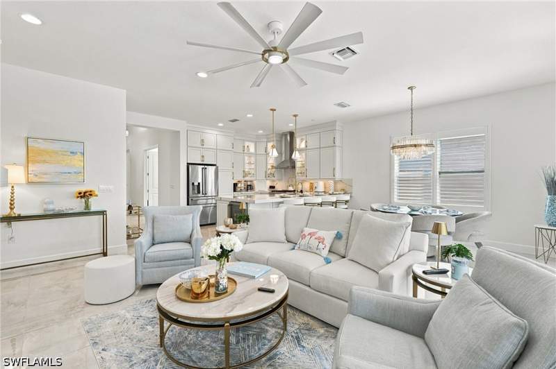 3 bedroom SingleFamilyResidence at 12343 Purple Ficus Way, Valencia Trails, Naples — photo 5