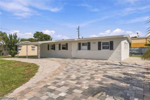 3547 Royal Palm Ave, Fort Myers FL - photo 7 of 35