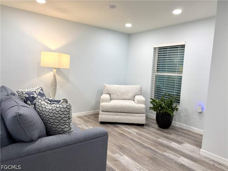 4 bedroom SingleFamilyResidence at 1027 NE 32nd Ln, Cape Coral, Cape Coral — photo 4