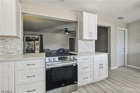 5210 Sunnybrook Ct, Cape Coral FL - photo 9 of 39