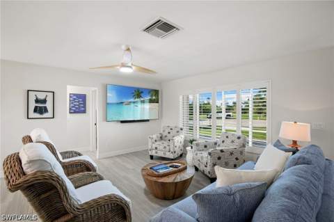 407 Grenada Ave, Naples FL - photo 9 of 49