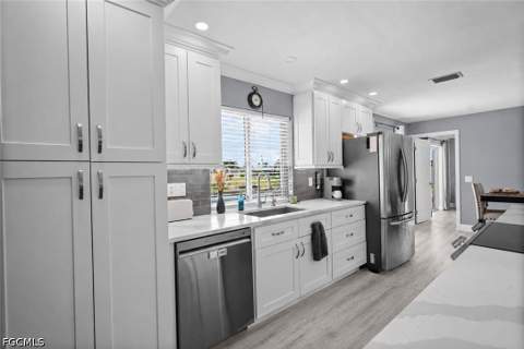 3037 SE 11th Ave, Cape Coral FL - photo 12 of 40