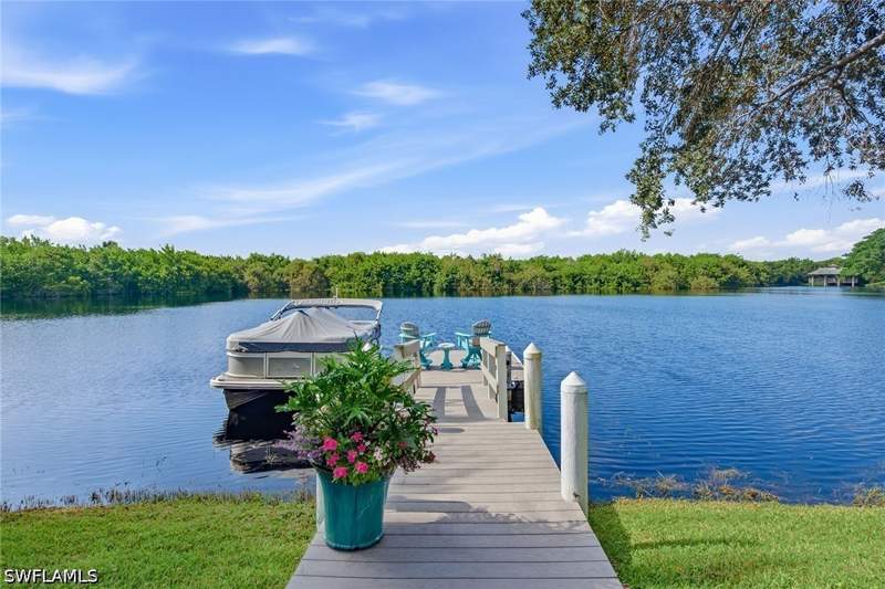 5 bedroom SingleFamilyResidence at 8406 Mallards Way, Mallards Landing, Naples — photo 2
