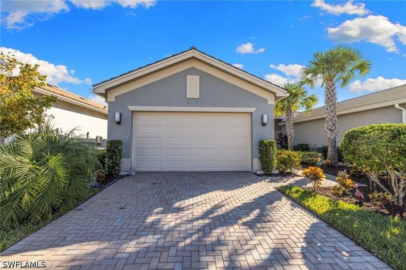 2 bedroom Attached at 28539 Lobos Cir, Valencia Bonita, Bonita Springs — photo 3