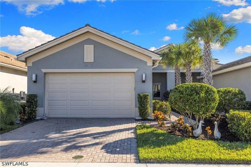 2 bedroom Attached at 28539 Lobos Cir, Valencia Bonita, Bonita Springs — photo 5