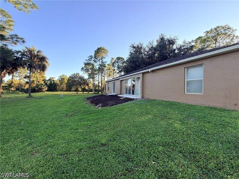 3 bedroom SingleFamilyResidence at 330 12th St SE, Golden Gate Estates, Naples — photo 4
