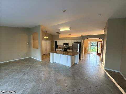 330 12th St SE, Naples FL - photo 8 of 17