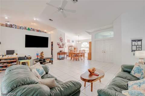 6255 Painted Leaf Ln, Naples FL - photo 7 of 22