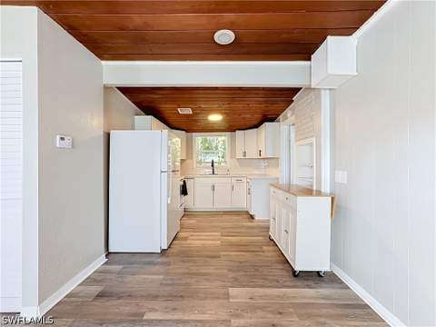 1915 Hill Ave, Fort Myers FL - photo 8 of 26