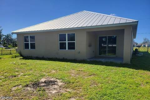 1217 NW 25th Ave, Cape Coral FL - photo 11 of 12