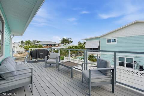 7 Avenida Carita, Fort Myers Beach FL - photo 11 of 50