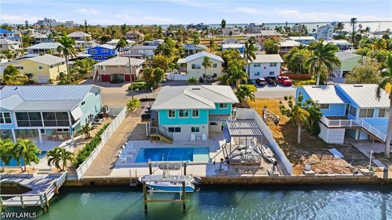 2 bedroom SingleFamilyResidence at 7 Avenida Carita, El Sol, Fort Myers Beach — photo 2