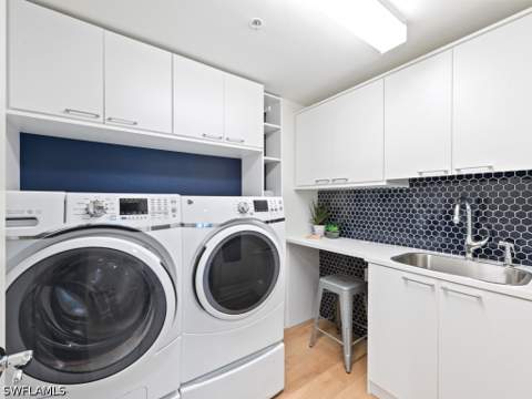 2738 Tiburon Blvd E 202, Naples FL - photo 11 of 32