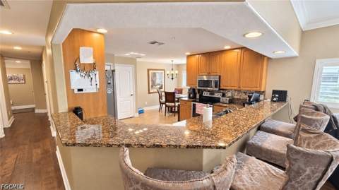12111 Santaluz Dr 201, Fort Myers FL - photo 9 of 40
