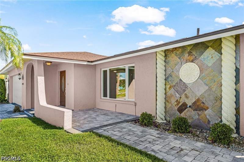 3 bedroom SingleFamilyResidence at 4005 SE 1st Ave, Cape Coral, Cape Coral — photo 3