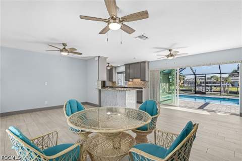 4005 SE 1st Ave, Cape Coral FL - photo 6 of 35