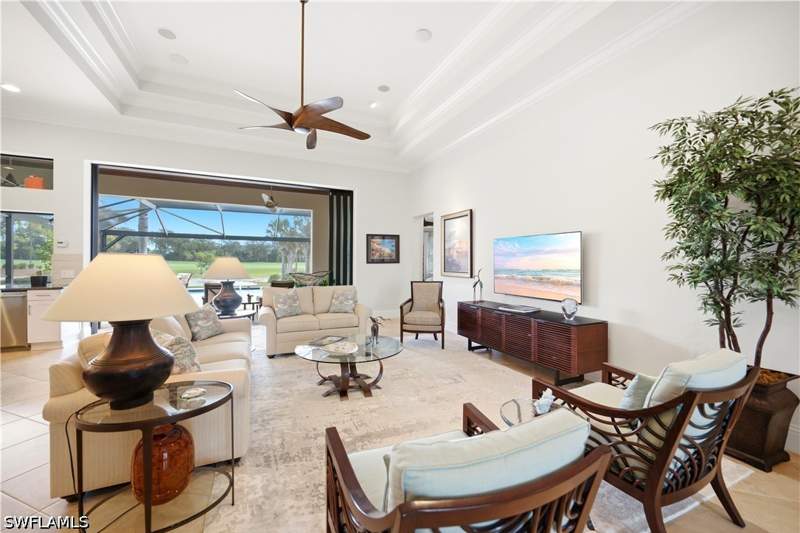 3 bedroom SingleFamilyResidence at 12372 Wisteria Dr, Wisteria, Naples — photo 4