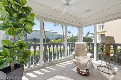 666 3rd St S 101, Naples FL - photo 9 of 37