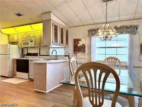 561 Cattleya Refuge 561, Naples FL - photo 18 of 50