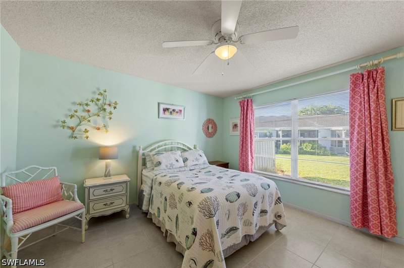 2 bedroom Attached at 1354 Myerlee Gardens Ave, Myerlee Gardens Condo, Fort Myers — photo 5