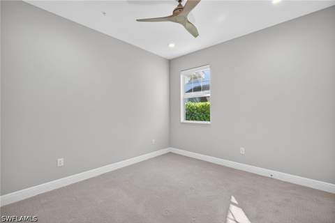2554 Seychelles Dr 904, Naples FL - photo 19 of 37
