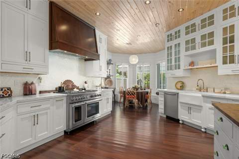 2388 Wulfert Rd, Sanibel FL - photo 23 of 69