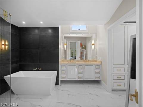 2140 Harlans Run, Naples FL - photo 7 of 37
