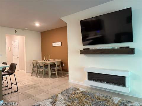 15477 Wildflower Cir, Naples FL - photo 6 of 35