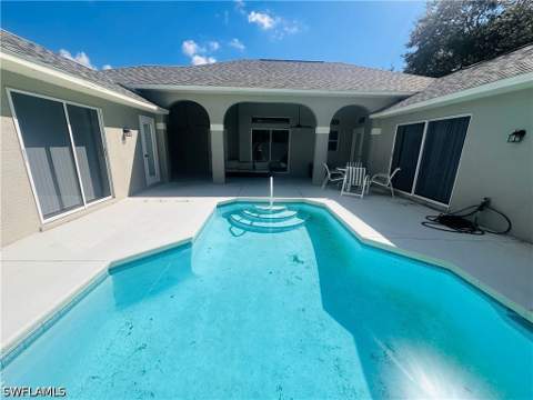 102 SE 39th Ter, Cape Coral FL - photo 8 of 8