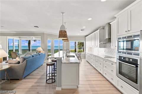 137 Barefoot Cir 4-8, Bonita Springs FL - photo 11 of 46