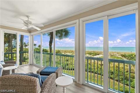 137 Barefoot Cir 4-8, Bonita Springs FL - photo 19 of 46