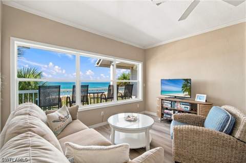 137 Barefoot Cir 4-8, Bonita Springs FL - photo 23 of 46