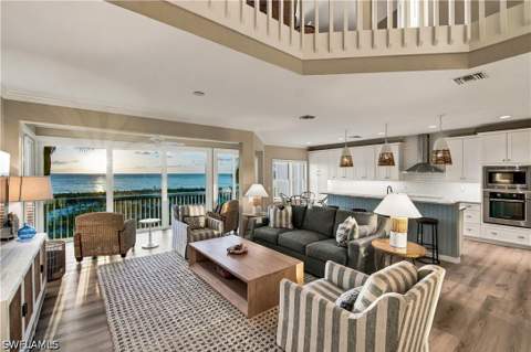 137 Barefoot Cir 4-8, Bonita Springs FL - photo 8 of 46