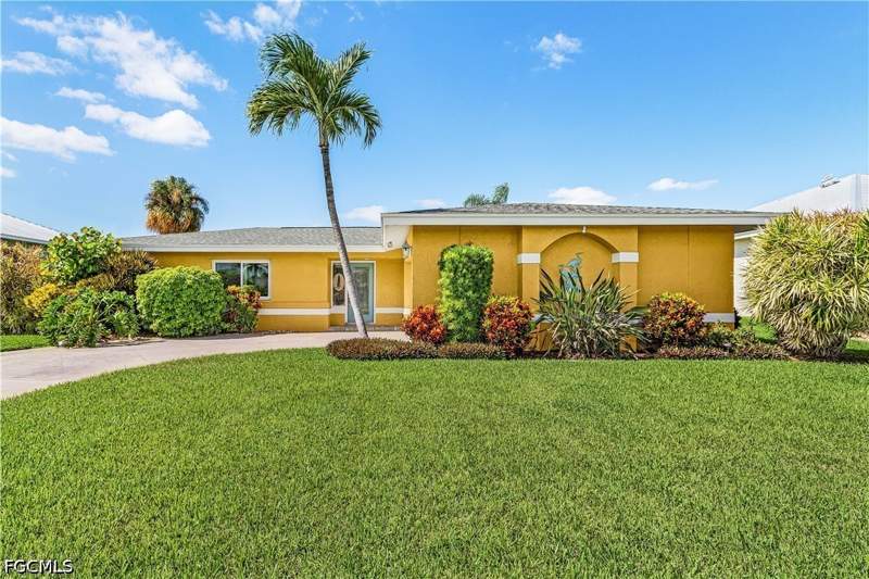 2 bedroom SingleFamilyResidence at 4632 SE 1St Pl, Cape Coral, Cape Coral — photo 5