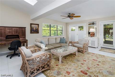 565 Kings Way, Naples FL - photo 7 of 50