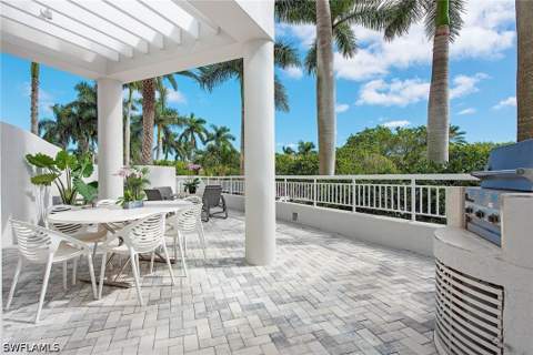 4151 Gulf Shore Blvd N 201, Naples FL - photo 16 of 22