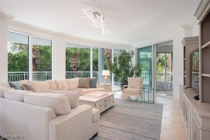 3 bedroom Condominium at 4151 Gulf Shore Blvd N 201, Provence, Naples — photo 3