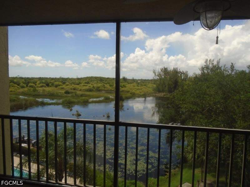 2 bedroom Condominium at 7119 Lakeridge View Ct 403, Ashland, Fort Myers — photo 3
